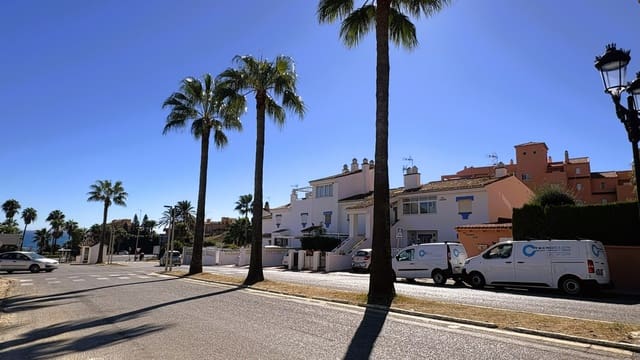 2 slaapkamer Appartement te koop in Manilva met garage - € 275.000 (Ref: 9344594)