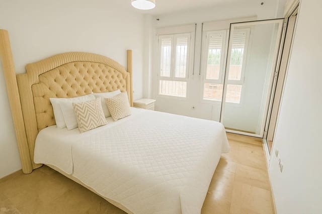 2 quarto Apartamento para venda em Manilva com piscina garagem - 245 000 € (Ref: 9347099)