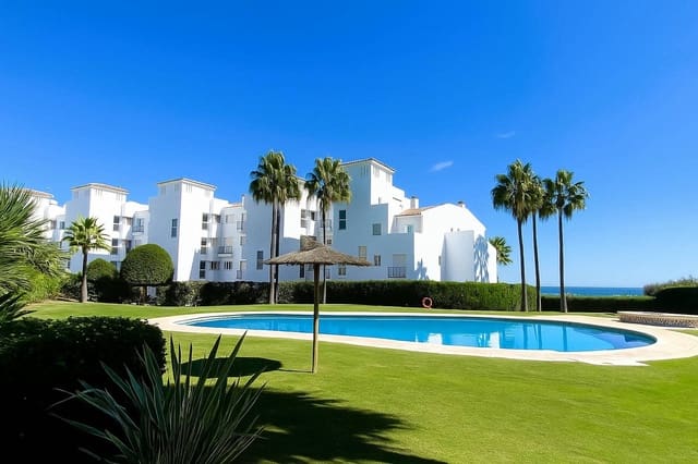 2 quarto Apartamento para venda em Manilva com piscina garagem - 245 000 € (Ref: 9347099)