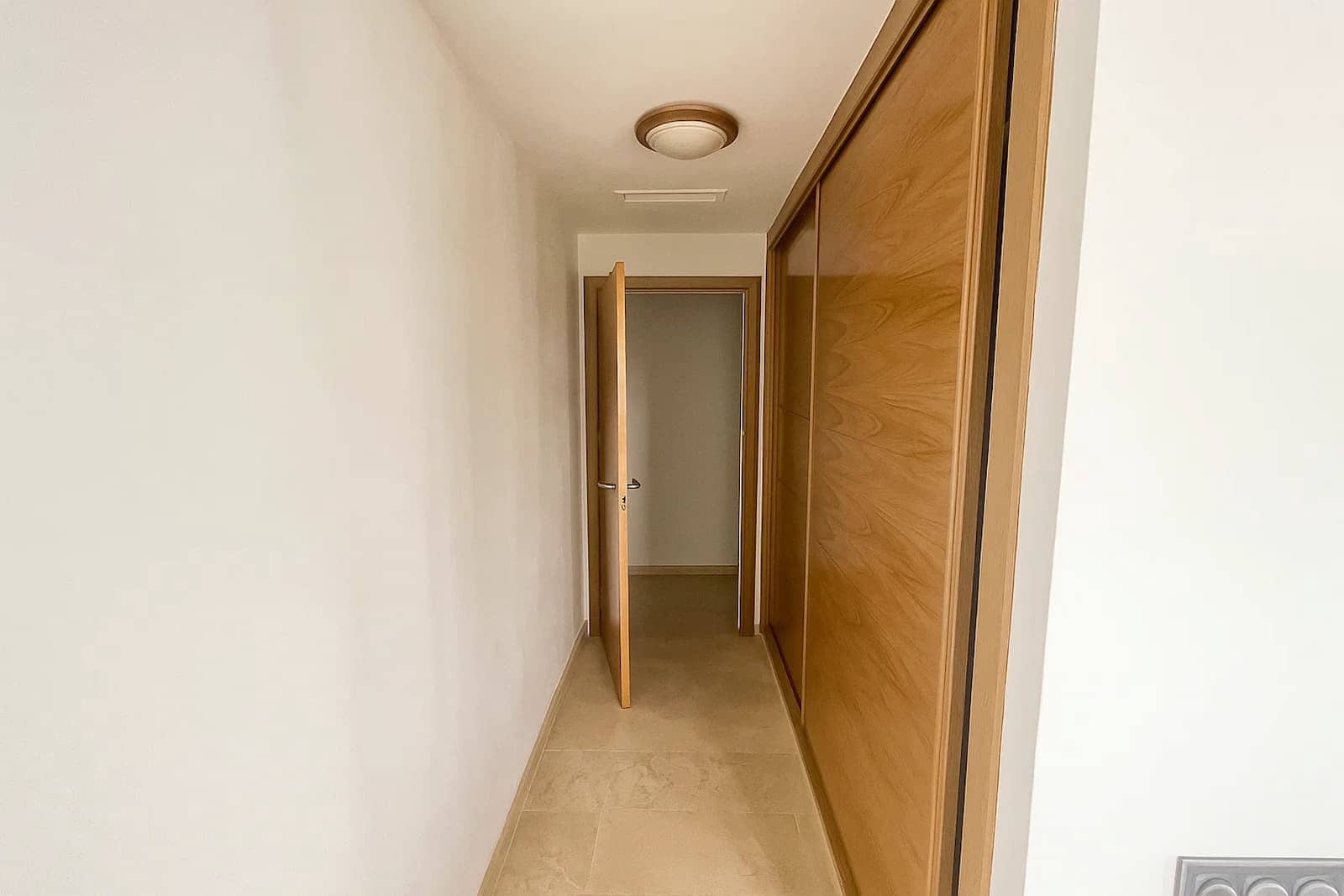 2 sypialnia Apartament na sprzedaż w Manilva z basenem garażem - 260 000 € (Ref: 9398289)