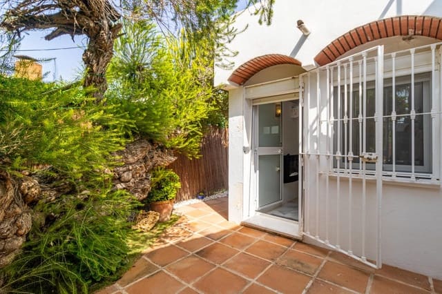 3 soveværelse Byhus til salg i Bahía Dorada, Estepona - € 624.990 (Ref: 9406423)