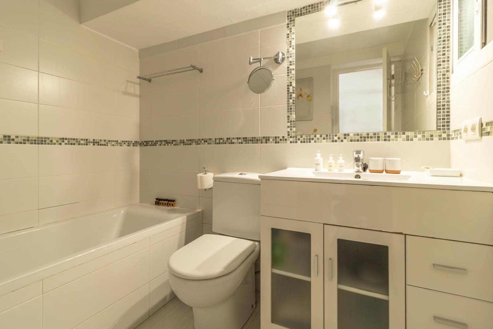 3 bedroom Townhouse for sale in Bahia Dorada - € 574,950 (Ref: 9406423)