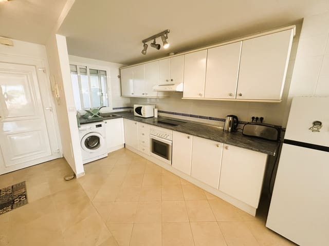 2 soveværelse Lejlighed til salg i Casares med swimmingpool garage - € 320.000 (Ref: 9413892)