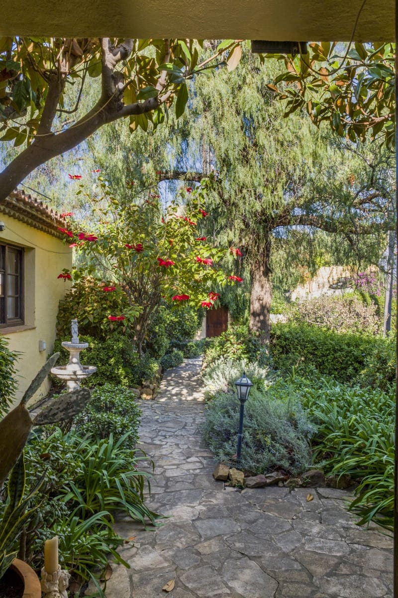 5 chambre Villa/Maison à vendre à Bahia Dorada avec piscine garage - 1 750 000 € (Ref: 9494524)