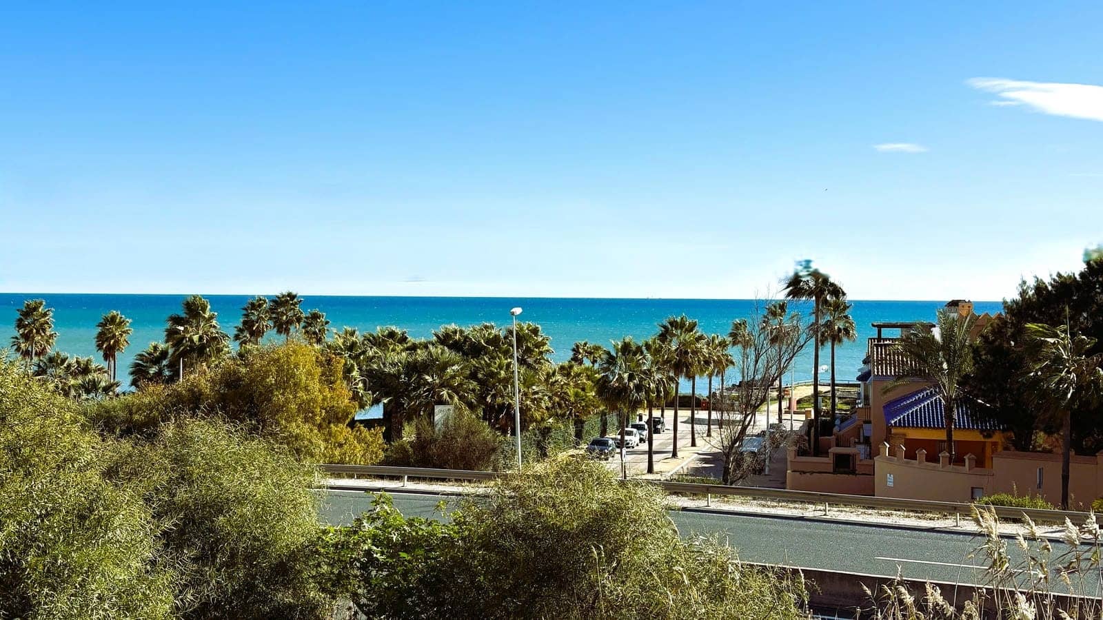 Chalet de 2 habitaciones en Casares en venta con piscina - 369.500 € (Ref: 9497129)