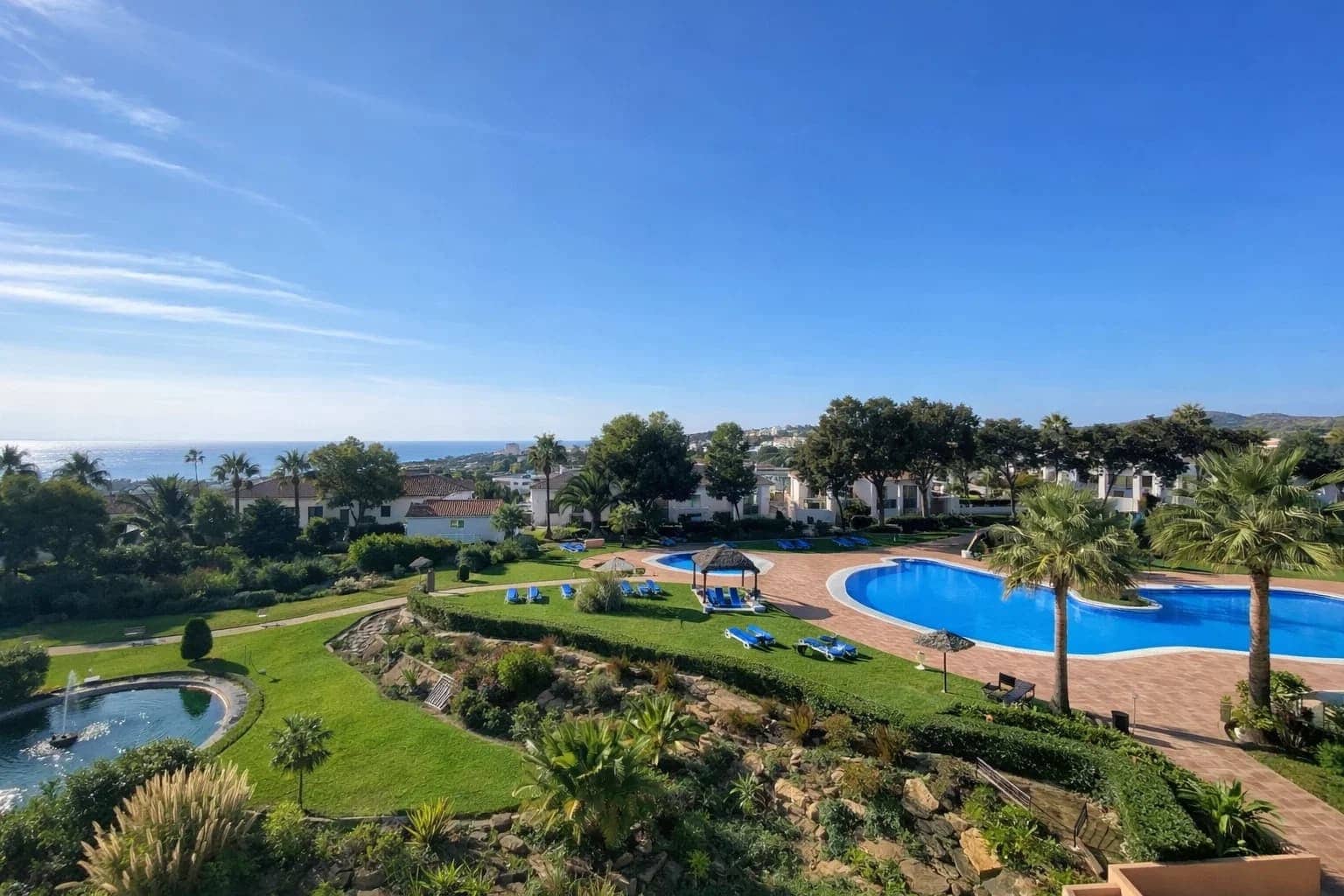 2 slaapkamer Appartement te koop in Manilva met zwembad - € 369.000 (Ref: 9540942)