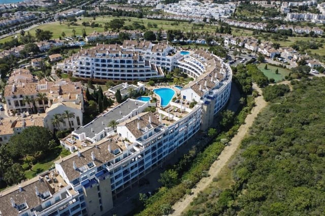 2 sovrum Lägenhet till salu i Manilva med pool - 369 000 € (Ref: 9540942)