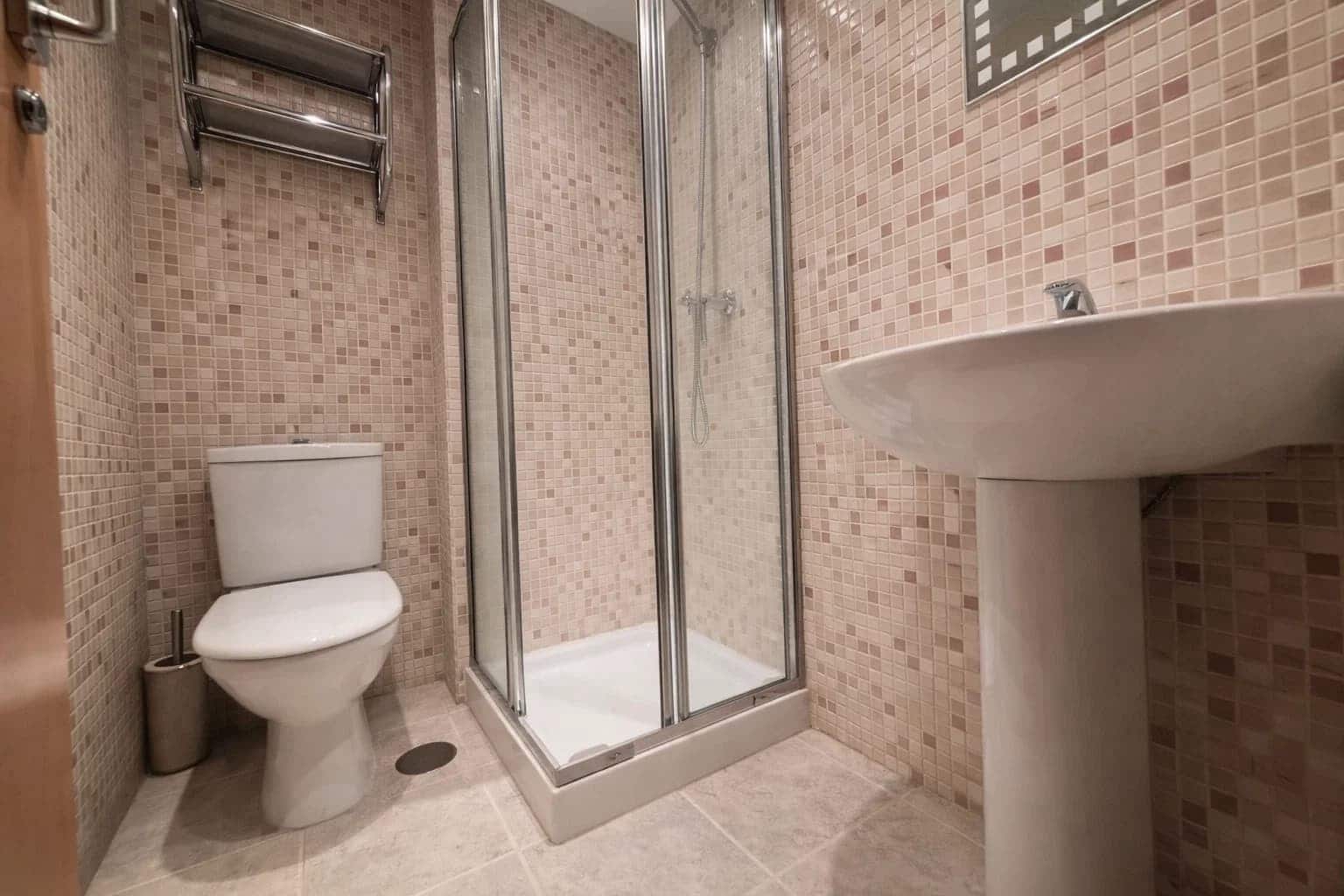 Apartamento de 2 habitaciones en Casares en venta con piscina garaje - 245.000 € (Ref: 9582639)