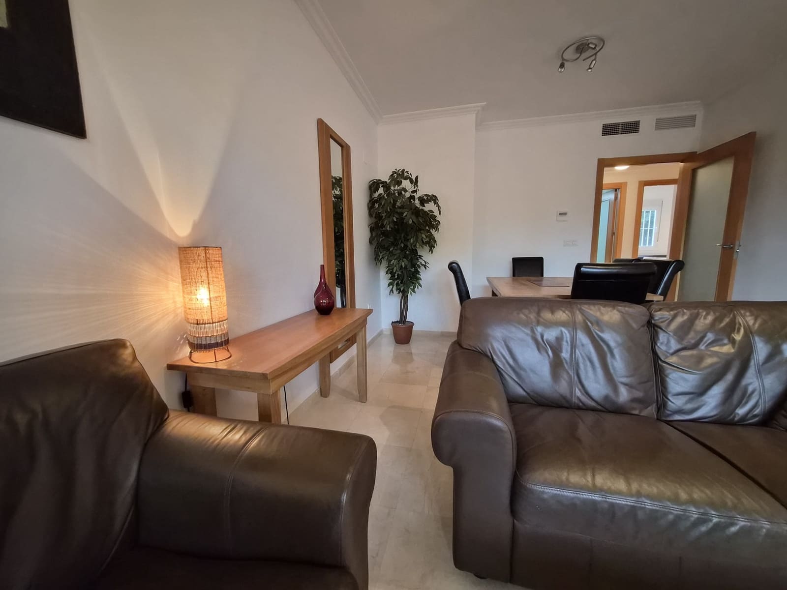 Apartamento de 2 habitaciones en Casares en venta con piscina garaje - 245.000 € (Ref: 9582639)