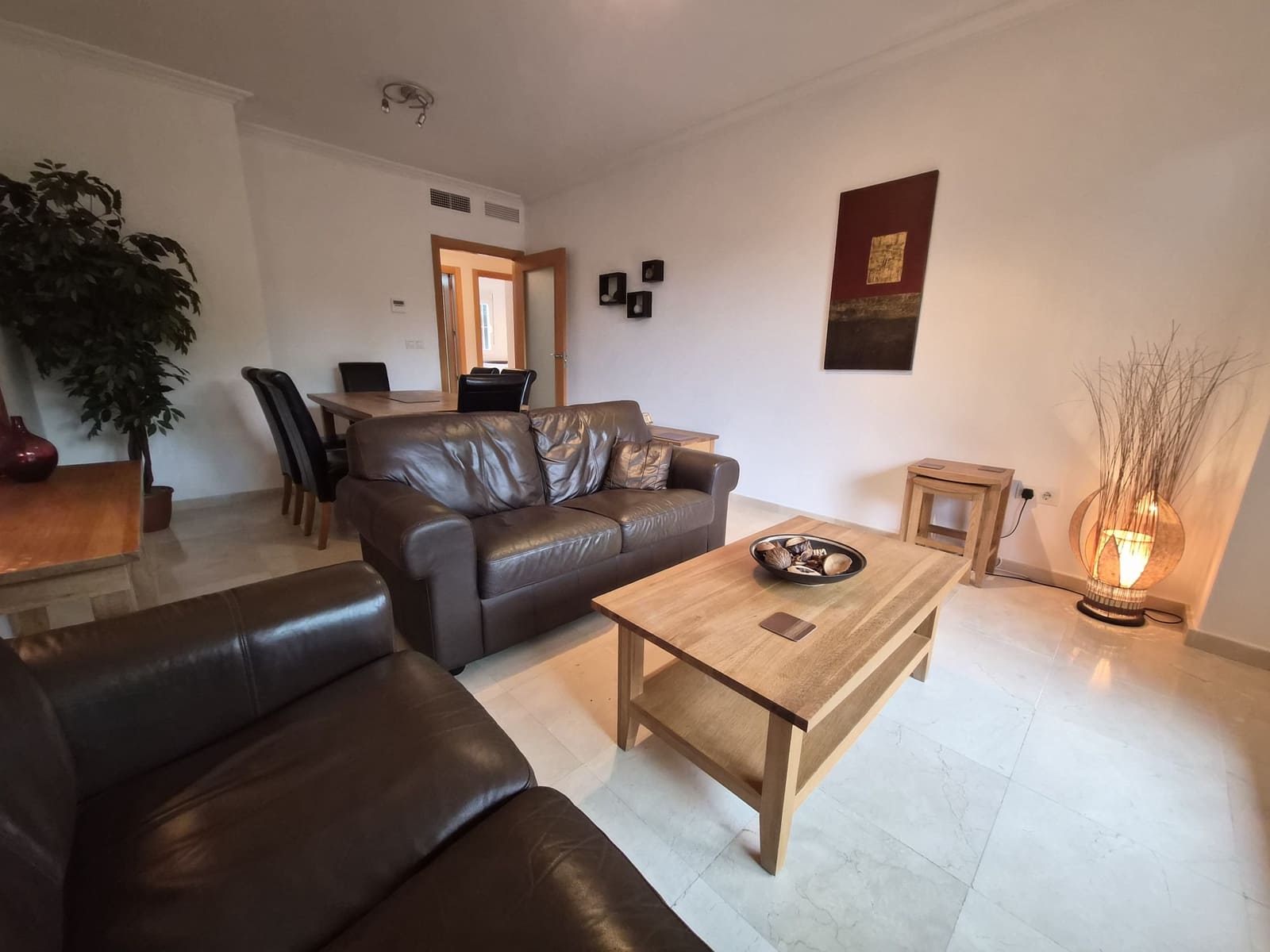 Apartamento de 2 habitaciones en Casares en venta con piscina garaje - 245.000 € (Ref: 9582639)