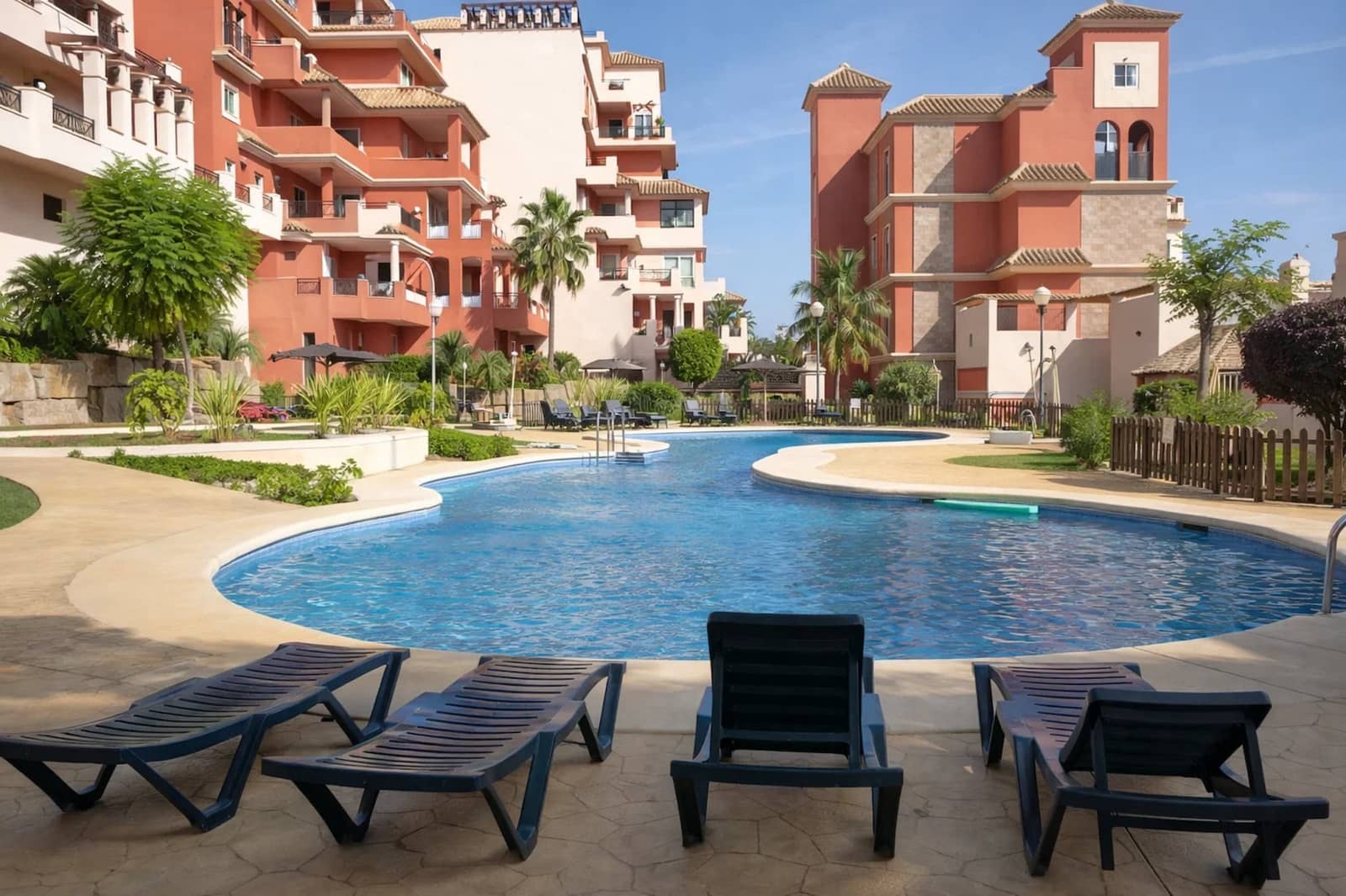 3 slaapkamer Appartement te koop in Manilva met zwembad garage - € 345.000 (Ref: 9604837)