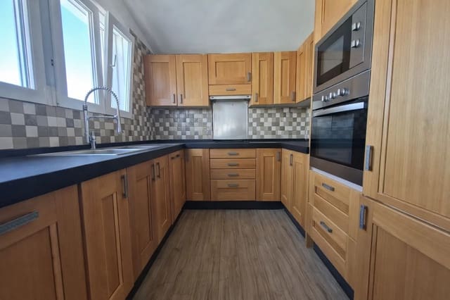 4 bedroom Villa for sale in Chullera, Manilva with pool garage - € 765,000 (Ref: 9615356)