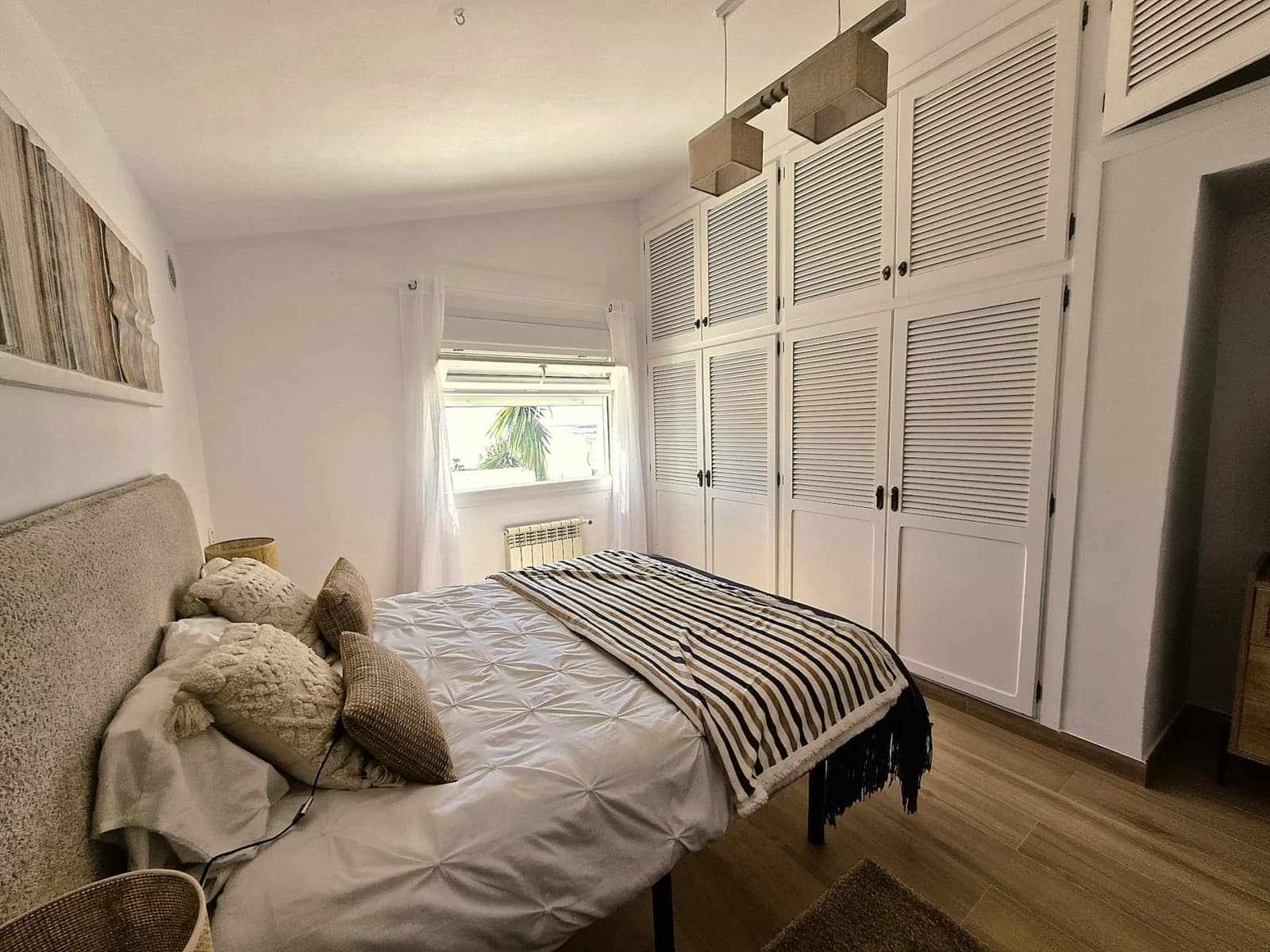 4 bedroom Villa for sale in Manilva with pool garage - € 765,000 (Ref: 9615356)