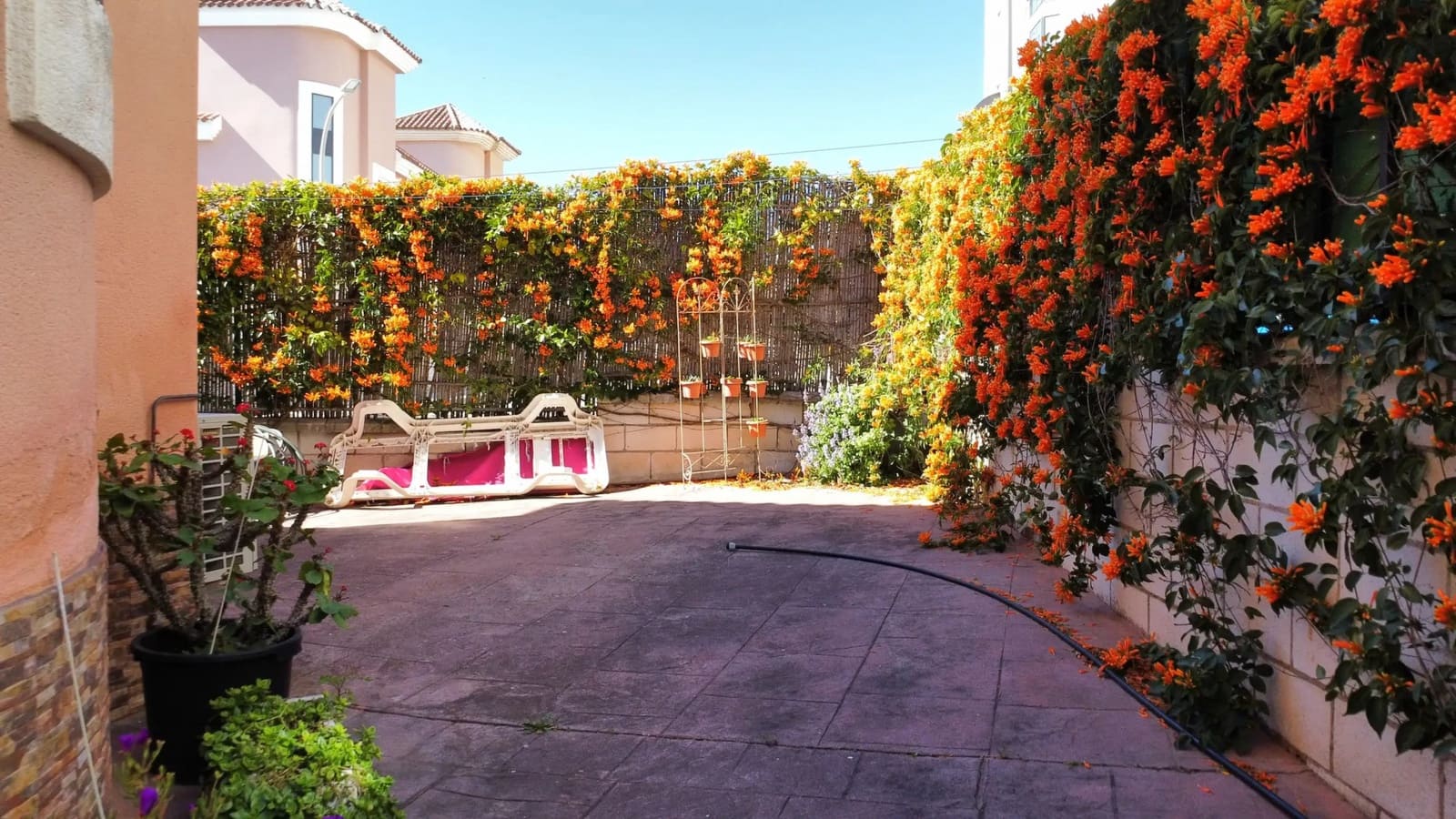 3 slaapkamer Villa te koop in San Luis de Sabinillas met zwembad garage - € 450.000 (Ref: 9634147)