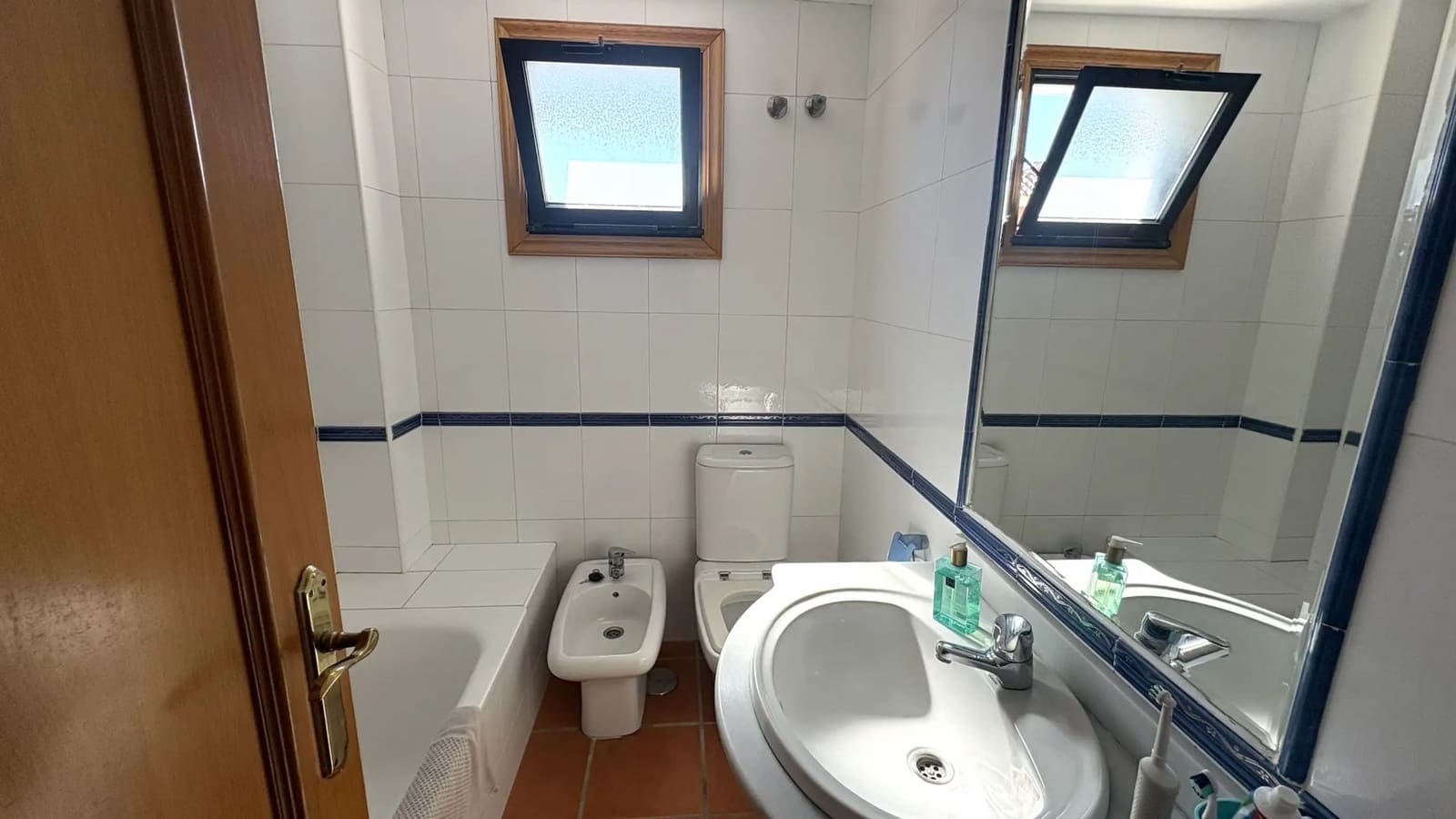 3 soveværelse Villa til salg i San Luis de Sabinillas med swimmingpool garage - € 425.000 (Ref: 9634147)