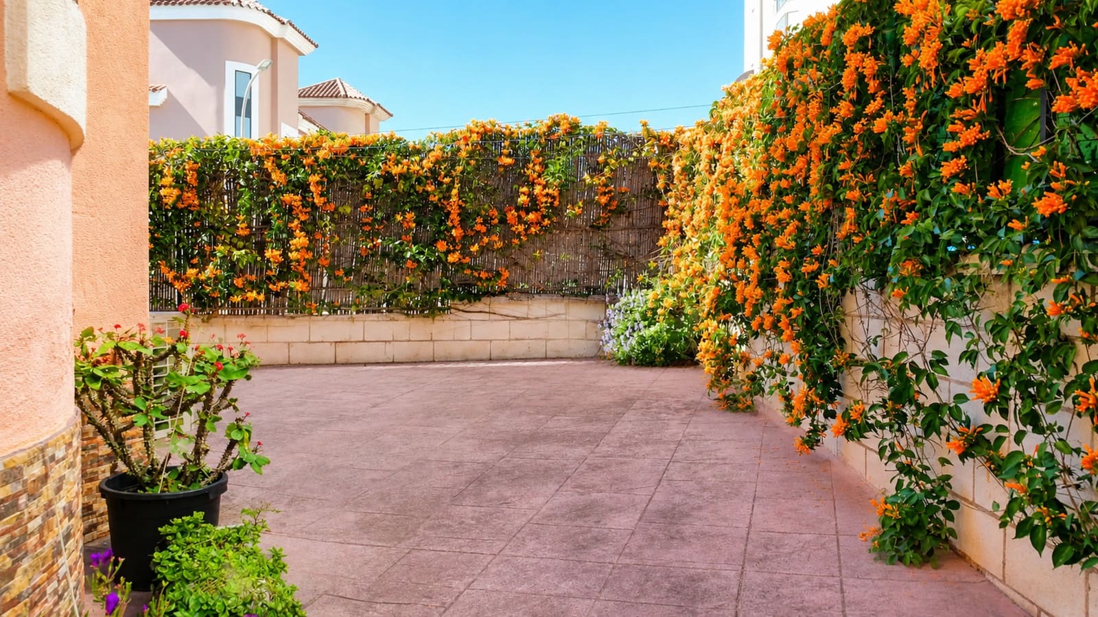 3 bedroom Villa for sale in San Luis de Sabinillas with pool garage - € 425,000 (Ref: 9634147)