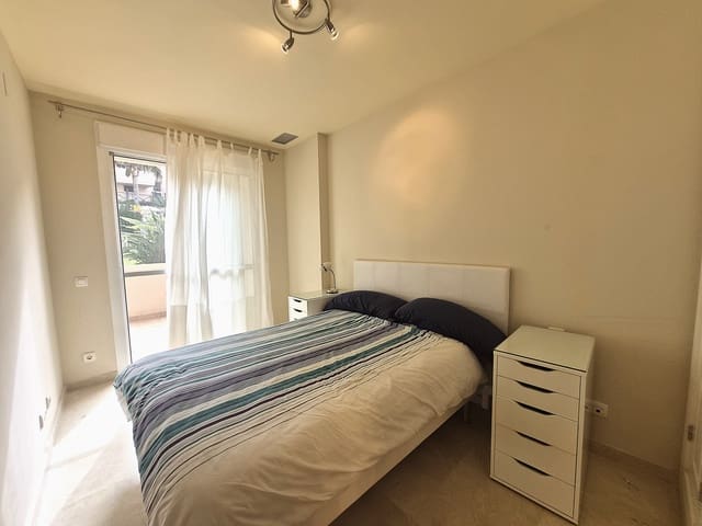 2 Zimmer Apartment zu verkaufen in Manilva mit Pool Garage - 270.000 € (Ref: 9655861)