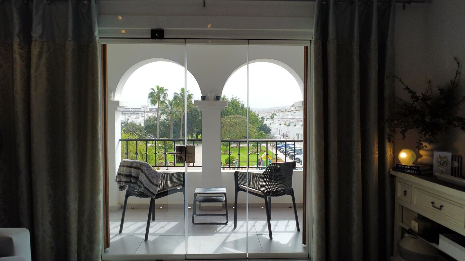 2 bedroom Apartment for sale in La Duquesa / Puerto de la Duquesa - € 310,000 (Ref: 9659208)