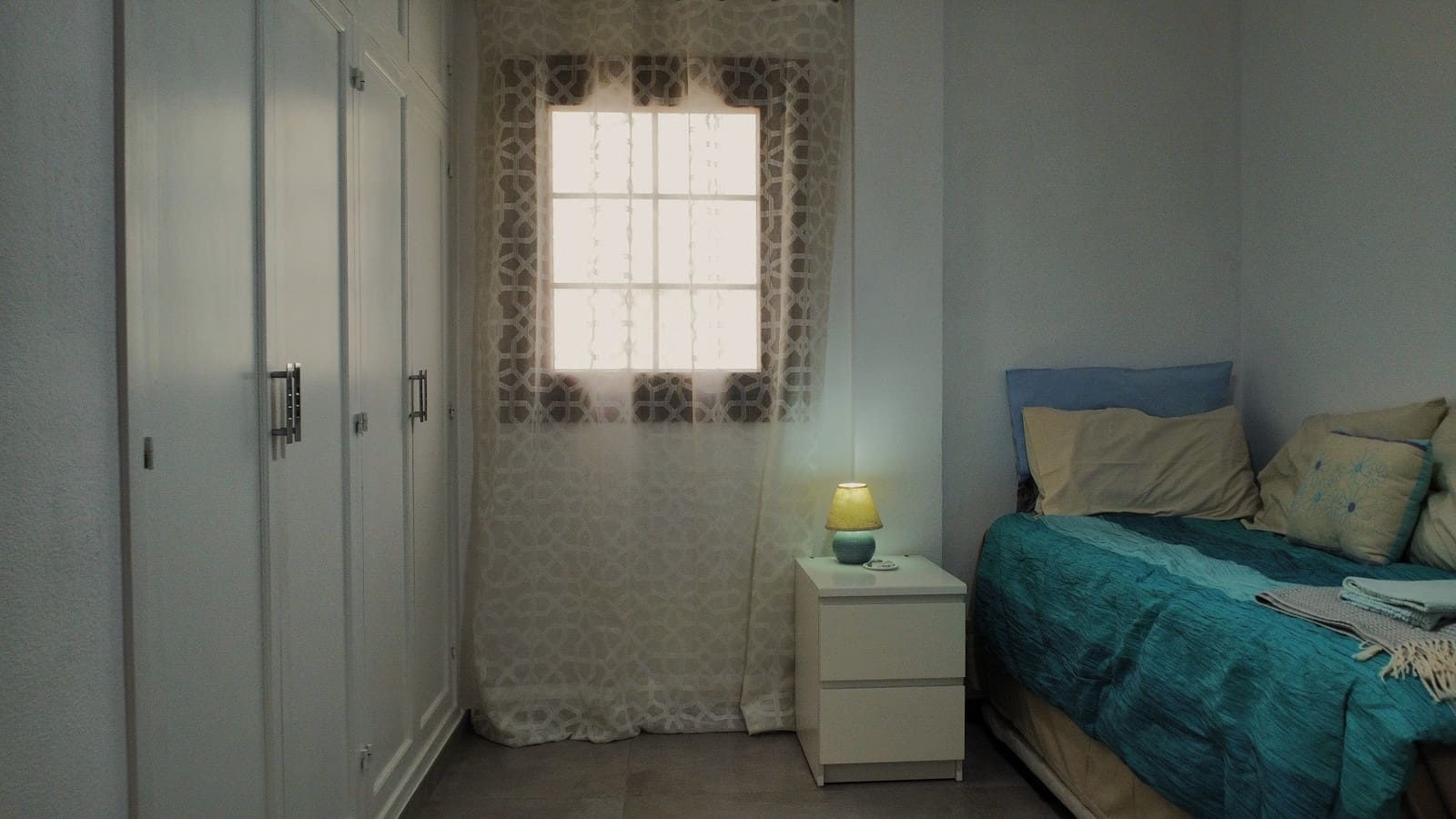 2 bedroom Apartment for sale in La Duquesa / Puerto de la Duquesa - € 310,000 (Ref: 9659208)