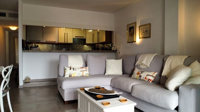 2 bedroom Apartment for sale in La Duquesa / Puerto de la Duquesa, Manilva - € 310,000 (Ref: 9659208)