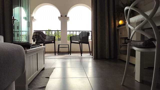 2 bedroom Apartment for sale in La Duquesa / Puerto de la Duquesa, Manilva - € 310,000 (Ref: 9659208)