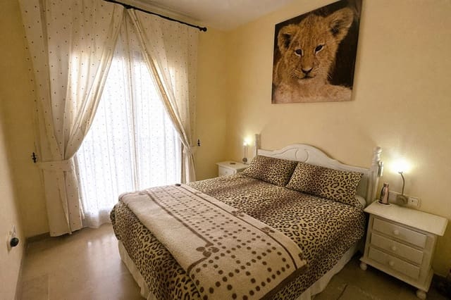 2 bedroom Apartment for sale in La Duquesa / Puerto de la Duquesa, Manilva with pool garage - € 295,000 (Ref: 9701485)