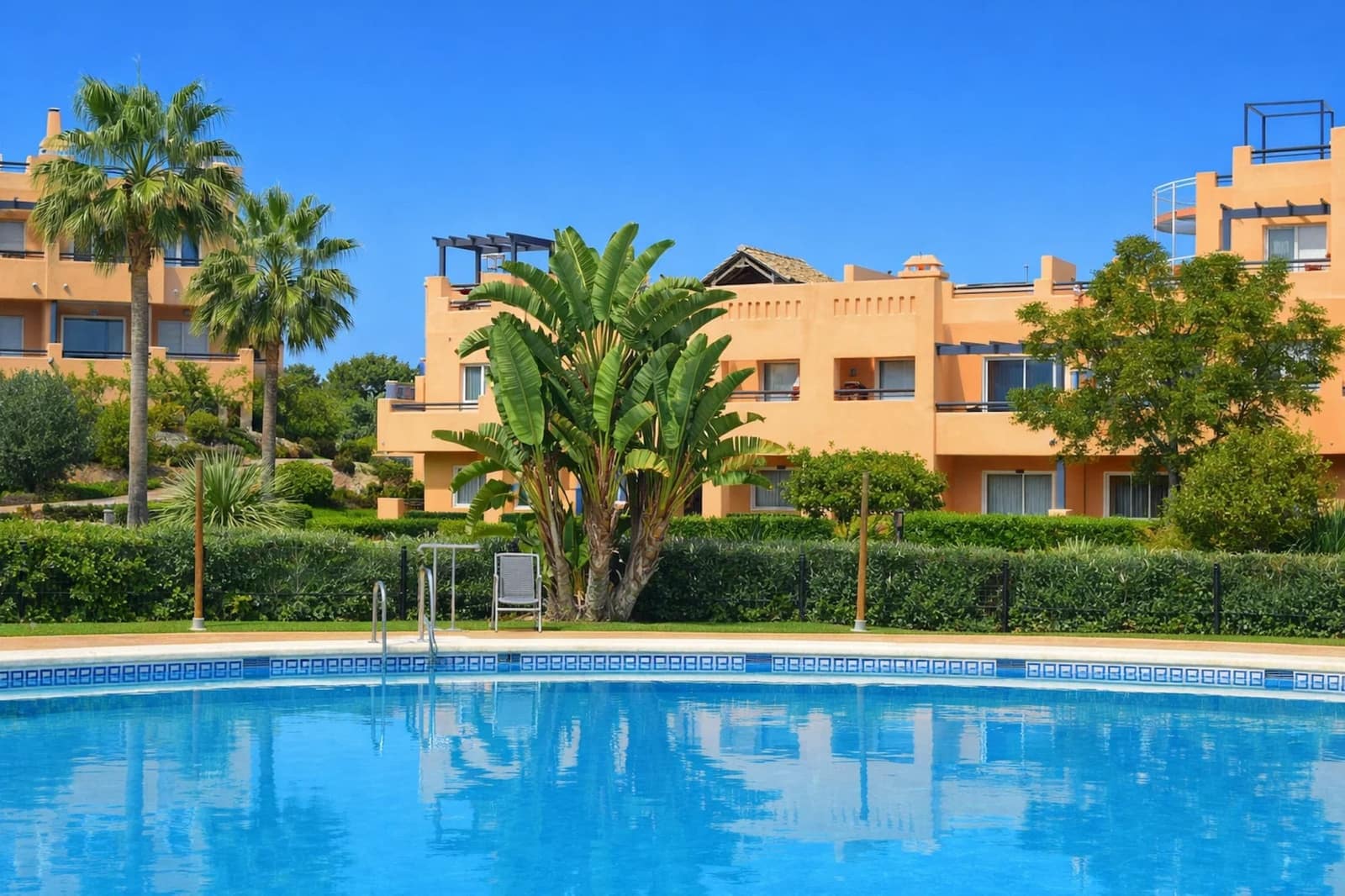 2 bedroom Apartment for sale in Casares with pool - € 265,000 (Ref: 9731876)