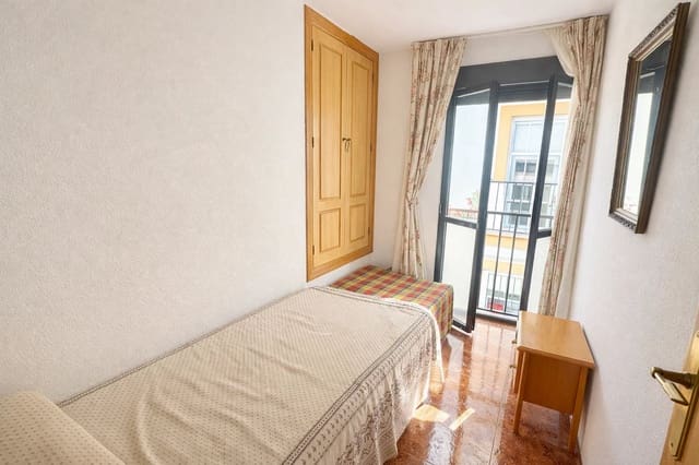 3 makuuhuone Huoneisto myytävänä paikassa Manilva Pueblo, Manilva - 180 000 € (Ref: 9755500)