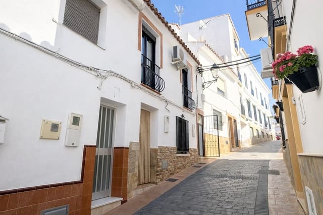 3 makuuhuone Huoneisto myytävänä paikassa Manilva Pueblo, Manilva - 180 000 € (Ref: 9755500)