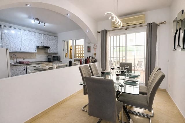 3 sovrum Hus till salu i Manilva med pool garage - 335 000 € (Ref: 9772835)