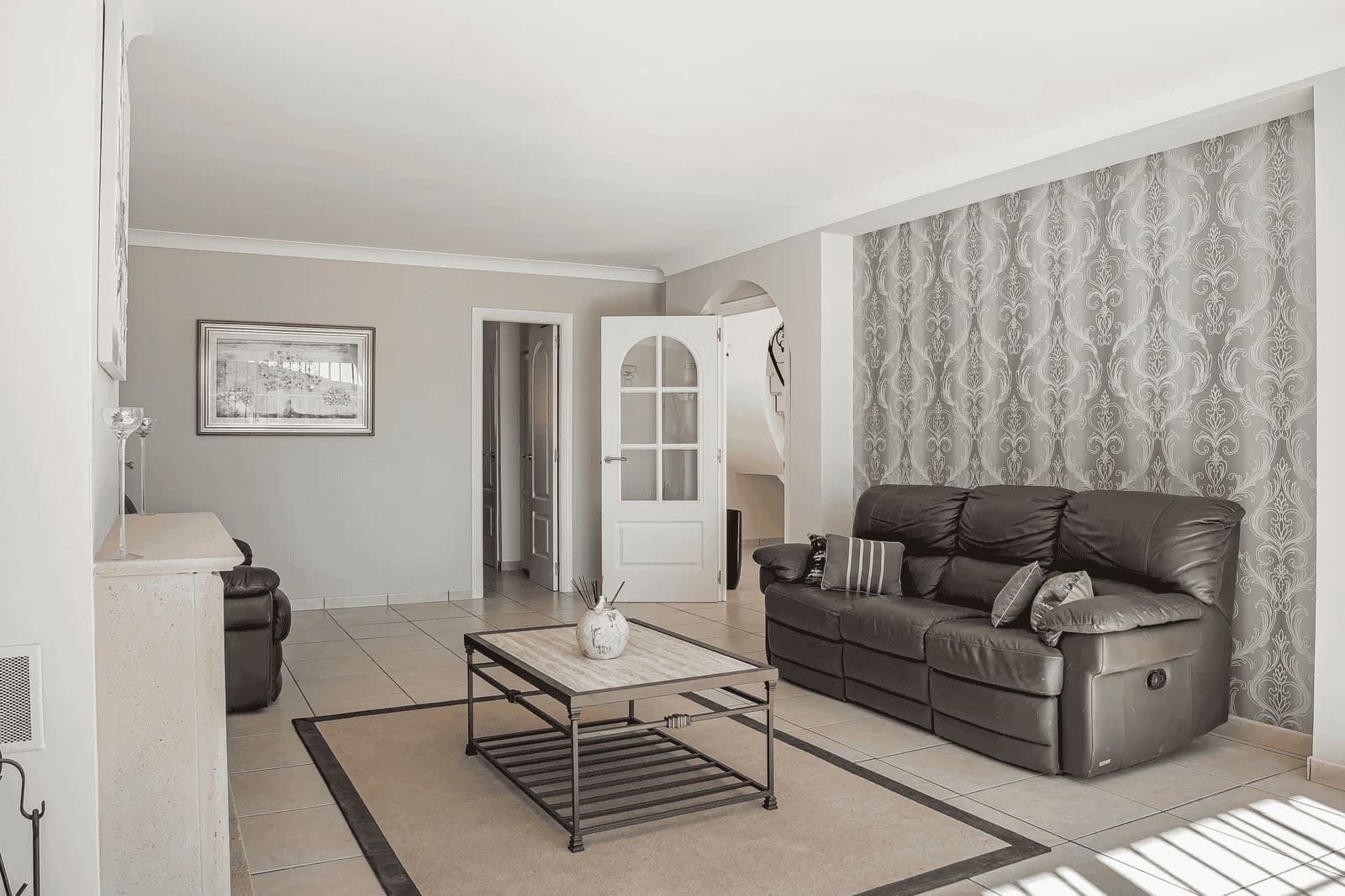 4 slaapkamer Villa te koop in Estepona met zwembad garage - € 1.500.000 (Ref: 9811403)