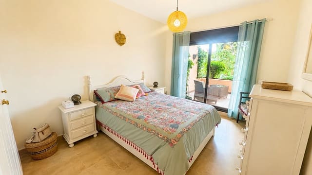 2 chambre Appartement à vendre à Manilva - 265 000 € (Ref: 9842719)