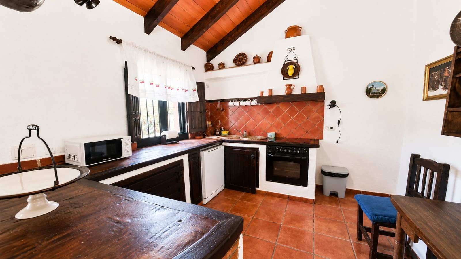Finca/Casa Rural de 4 habitaciones en Jimena de la Frontera en venta - 850.000 € (Ref: 9899267)