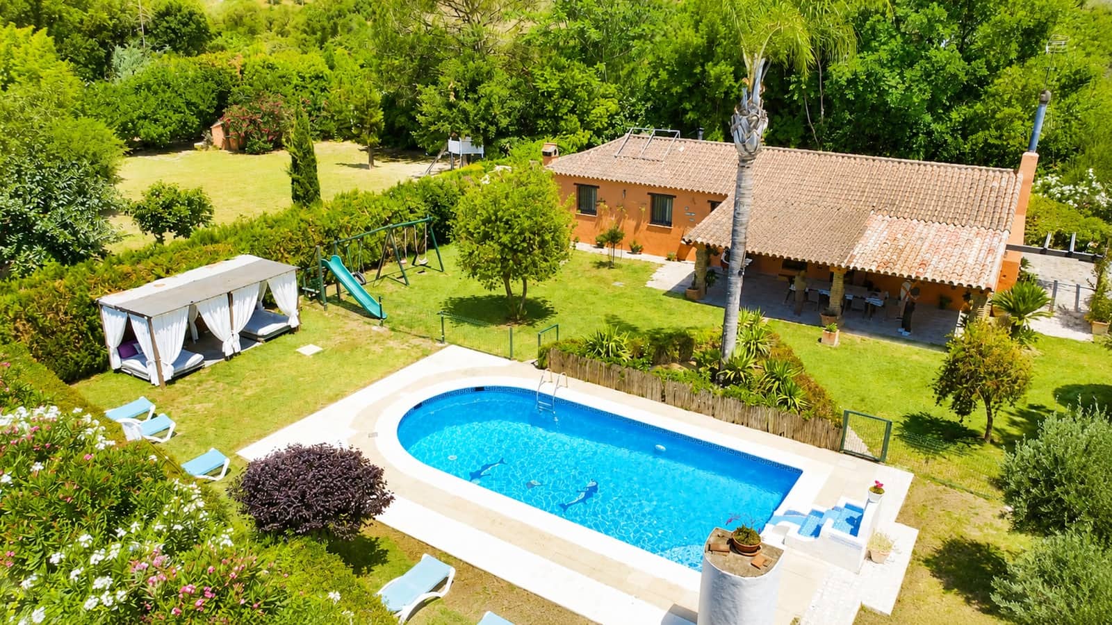 Finca/Casa Rural de 4 habitaciones en Jimena de la Frontera en venta - 850.000 € (Ref: 9899267)