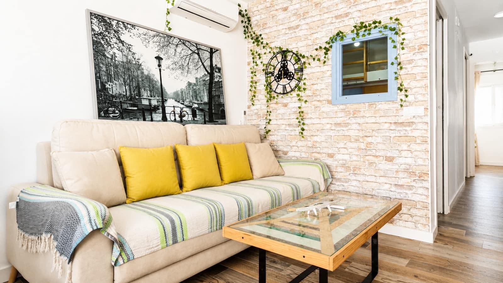 2 soverom Leilighet til salgs i La Duquesa / Puerto de la Duquesa med svømmebasseng - € 299 000 (Ref: 9939585)