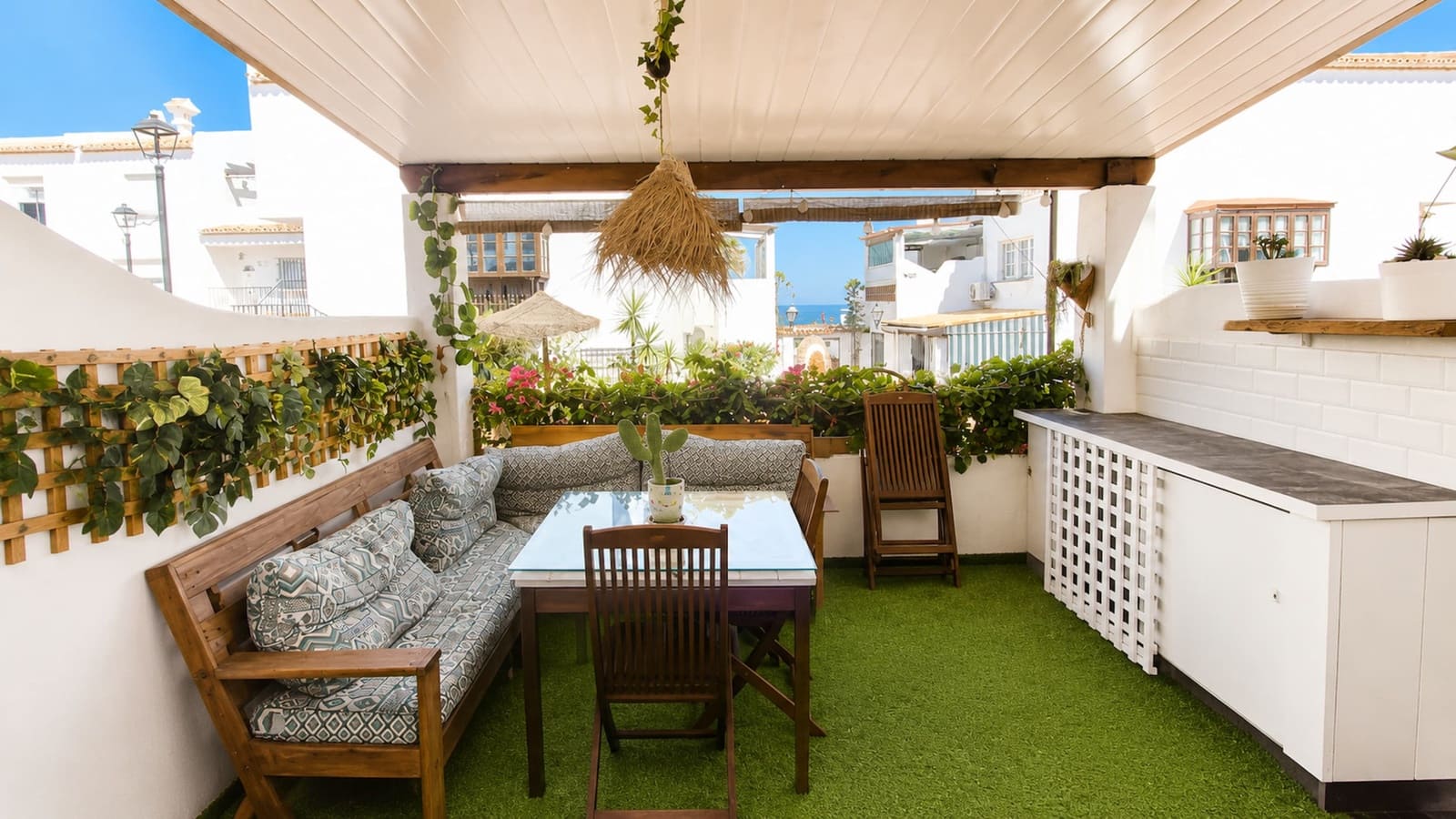 2 soverom Leilighet til salgs i La Duquesa / Puerto de la Duquesa med svømmebasseng - € 299 000 (Ref: 9939585)
