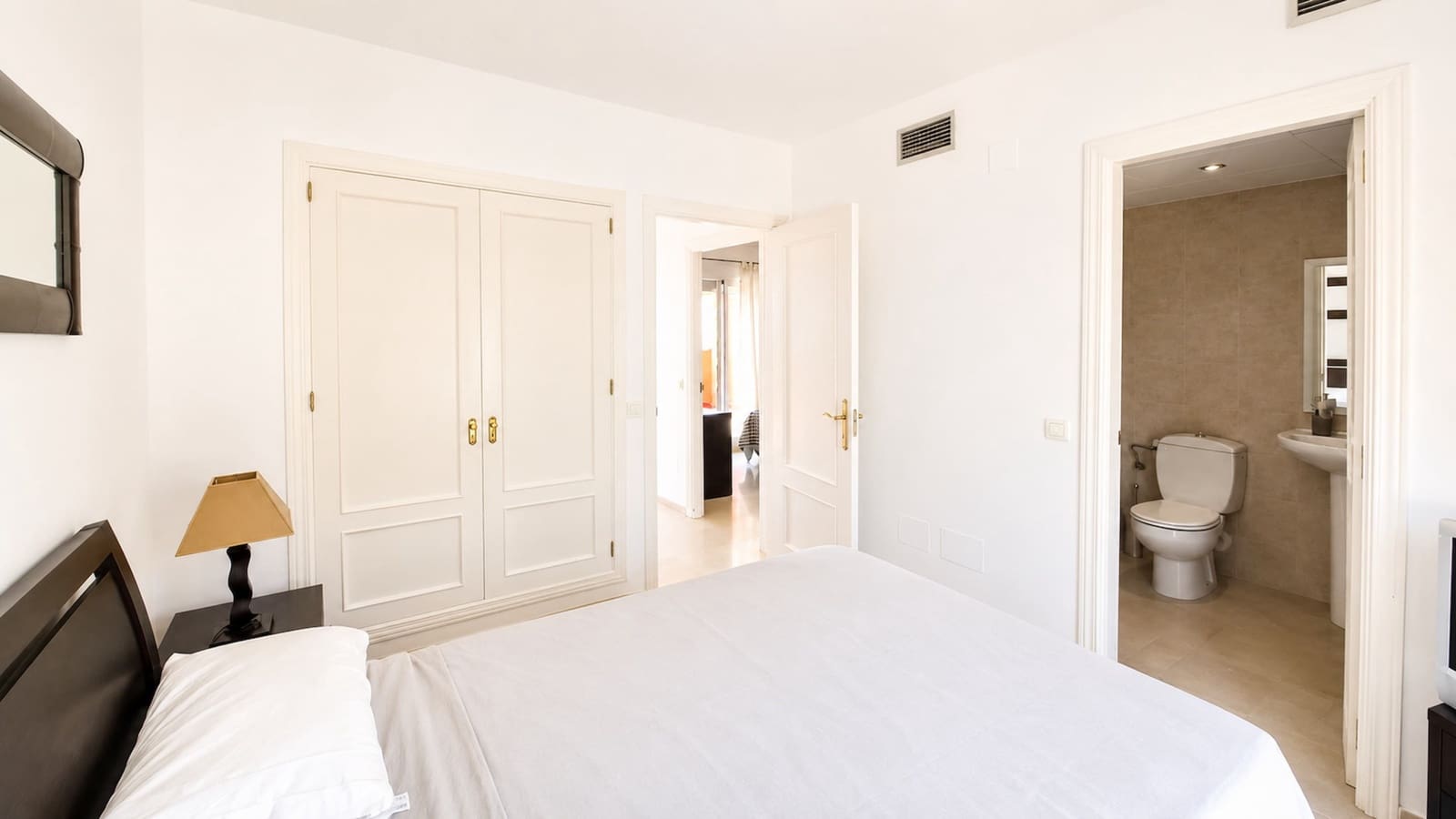 3 slaapkamer Penthouse te koop in Casares met zwembad garage - € 352.000 (Ref: 9939587)