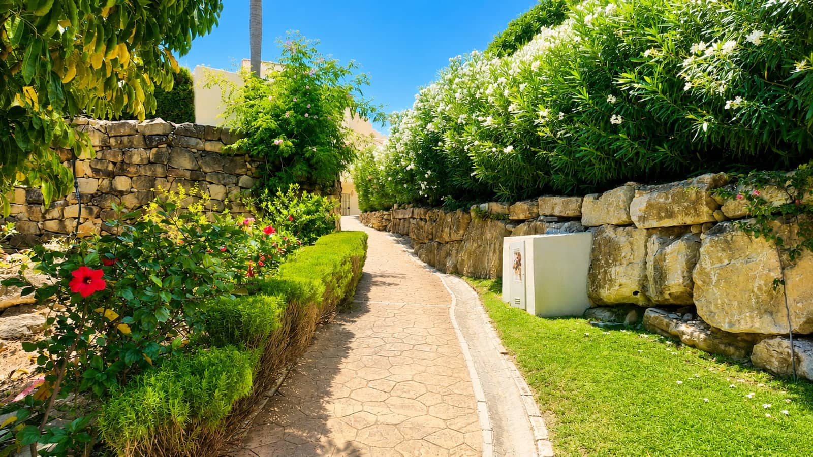 3 slaapkamer Penthouse te koop in Casares met zwembad garage - € 352.000 (Ref: 9939587)