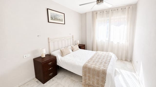 2 Zimmer Apartment zu verkaufen in San Luis de Sabinillas, Manilva mit Garage - 250.000 € (Ref: 9949384)