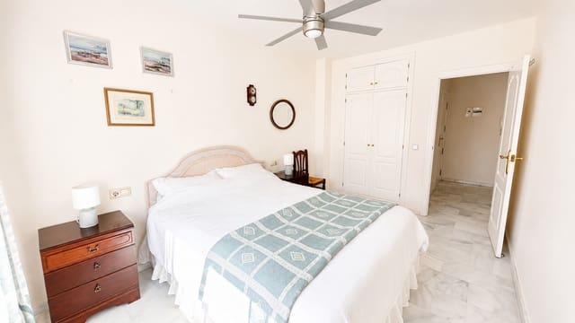 2 Zimmer Apartment zu verkaufen in San Luis de Sabinillas, Manilva mit Garage - 250.000 € (Ref: 9949384)