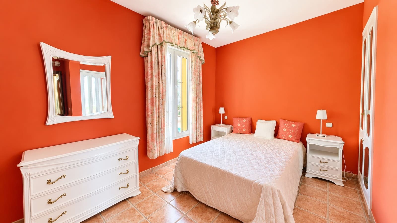 5 camera da letto Villa in vendita in La Duquesa / Puerto de la Duquesa con piscina garage - 980.000 € (Rif: 9970280)