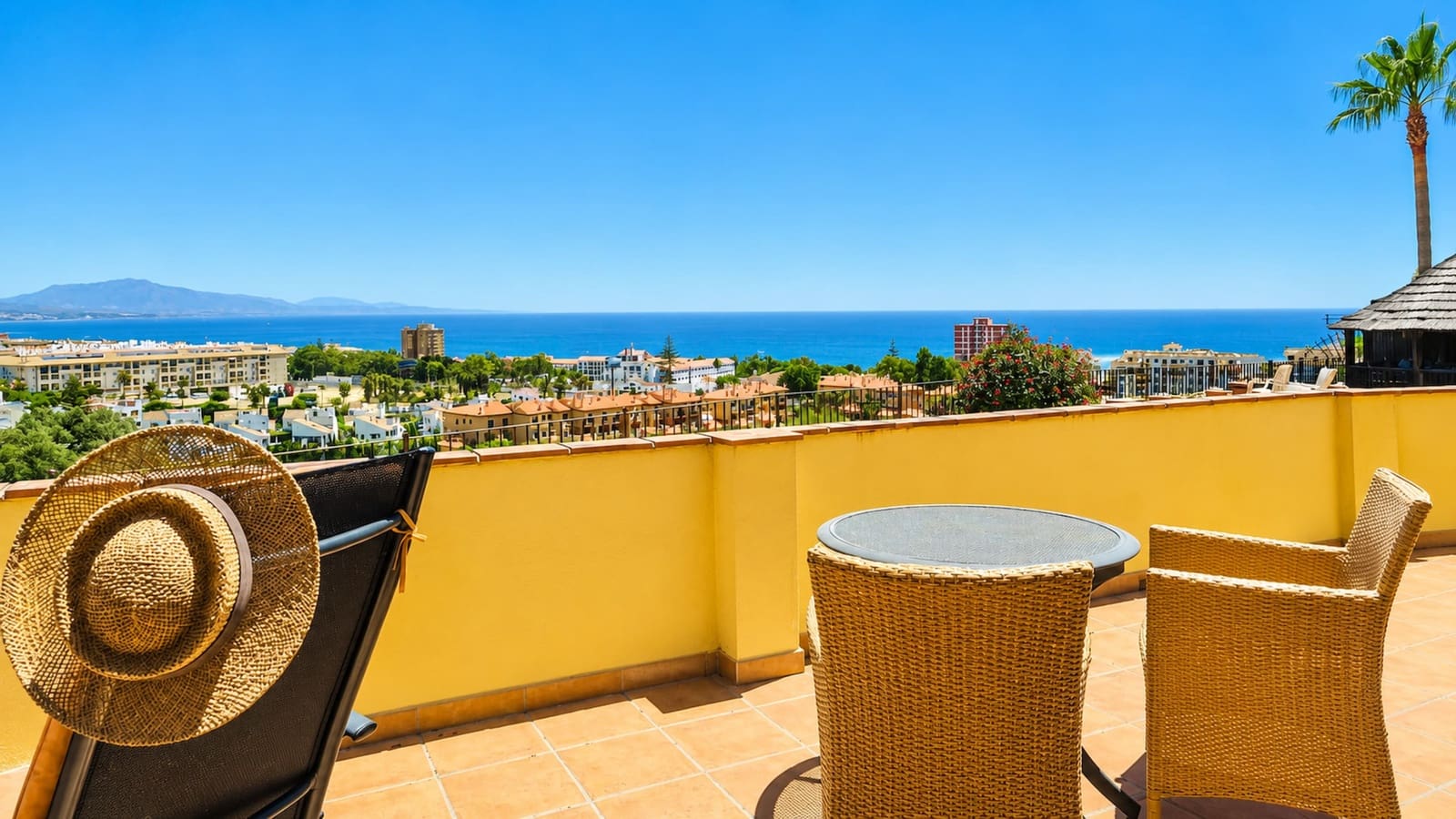 5 camera da letto Villa in vendita in La Duquesa / Puerto de la Duquesa con piscina garage - 980.000 € (Rif: 9970280)