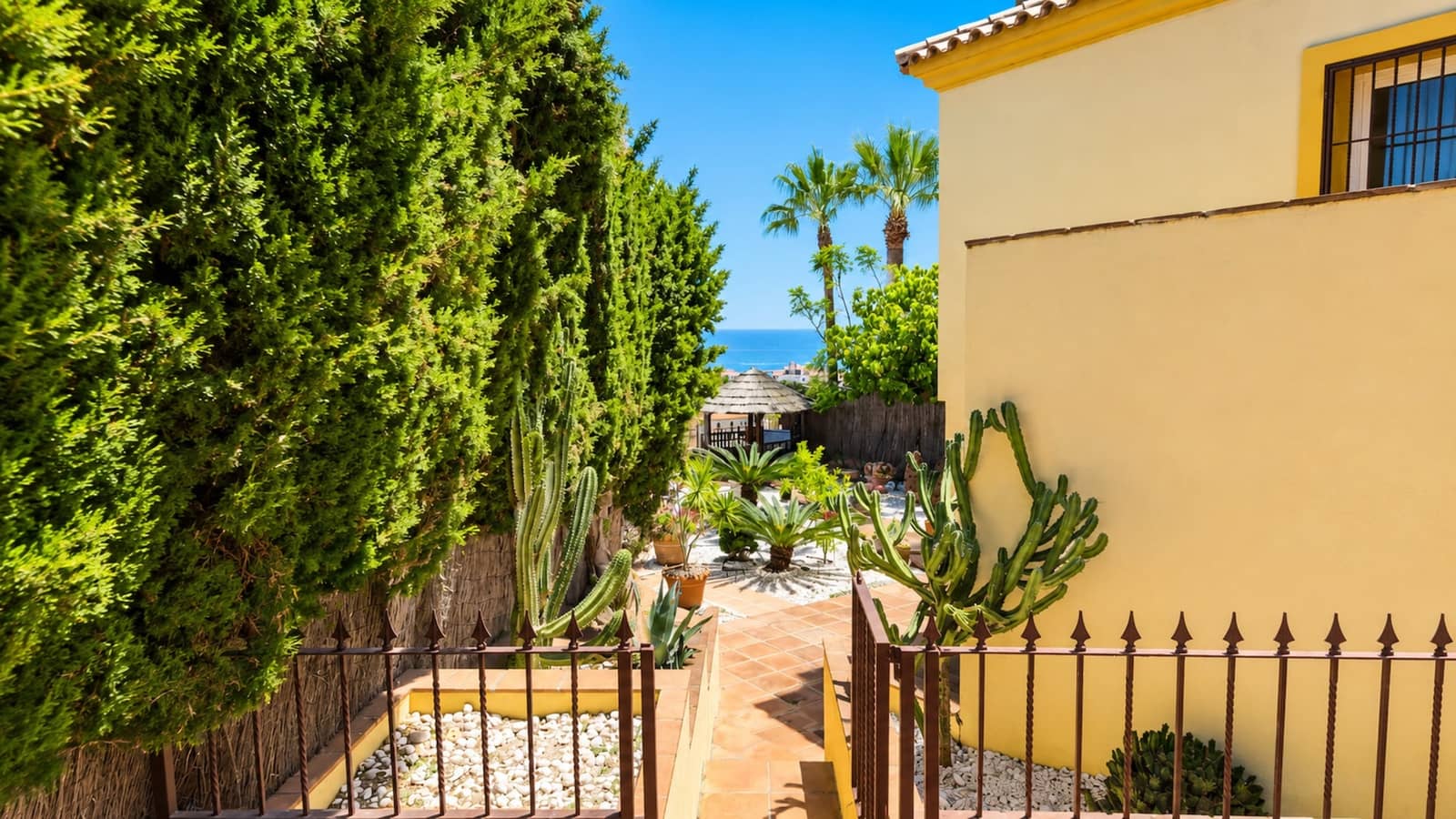 5 camera da letto Villa in vendita in La Duquesa / Puerto de la Duquesa con piscina garage - 980.000 € (Rif: 9970280)