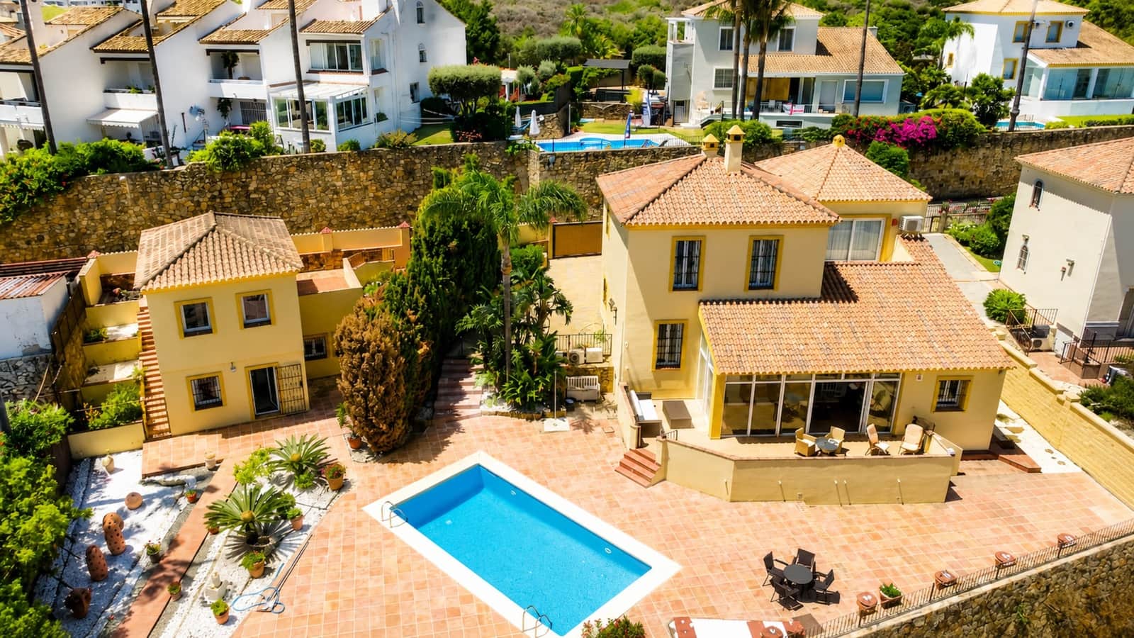 5 camera da letto Villa in vendita in La Duquesa / Puerto de la Duquesa con piscina garage - 980.000 € (Rif: 9970280)