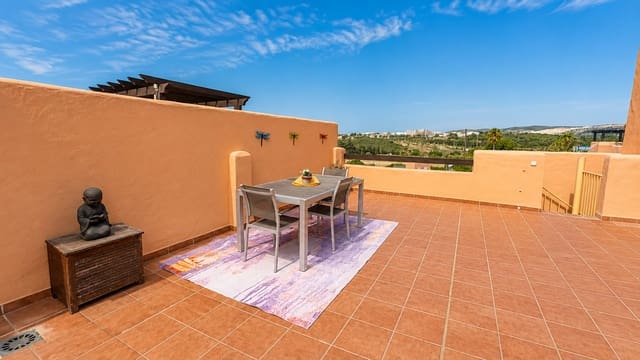 2 soveværelse Penthouse til salg i Casares med swimmingpool garage - € 270.000 (Ref: 9986524)