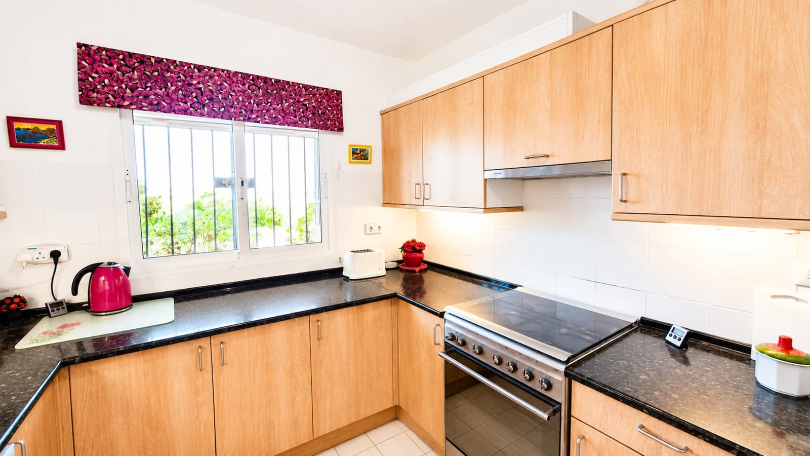 2 Zimmer Apartment zu verkaufen in Estepona - 340.000 € (Ref: 9986525)