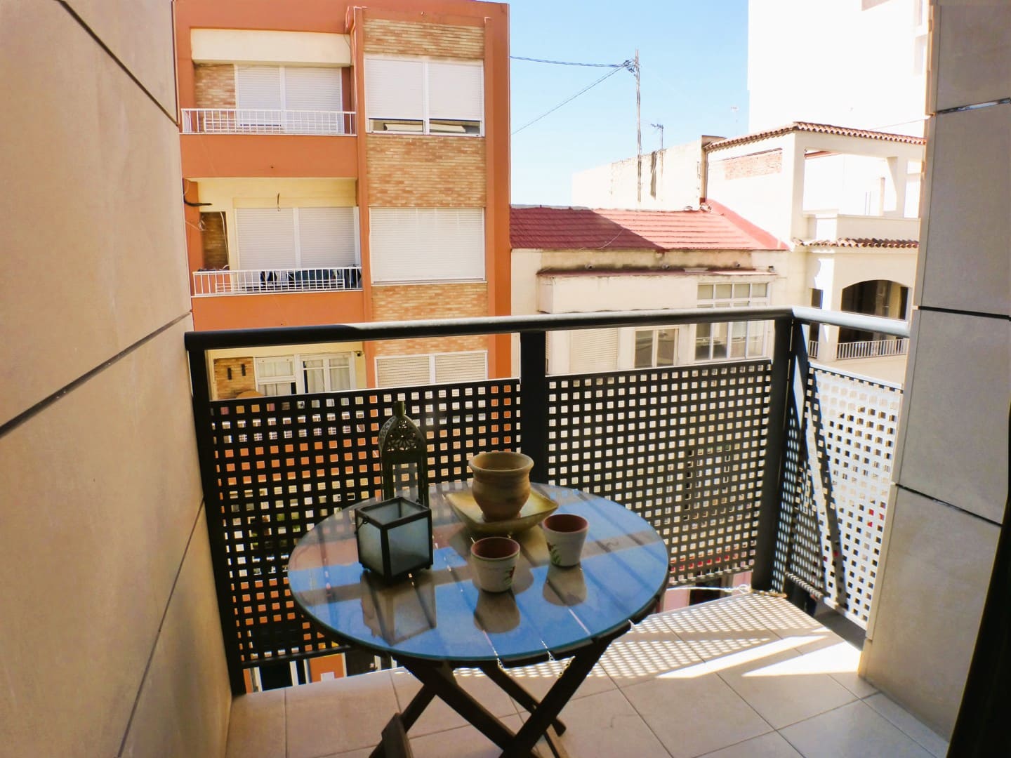 3 soveværelse Lejlighed til leje i Alicante by med garage - € 1.225 (Ref: 10005923)