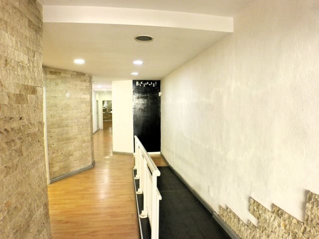 Comercial para venda em Ensanche - Diputacion, Alicante cidade - 320 000 € (Ref: 10019844)
