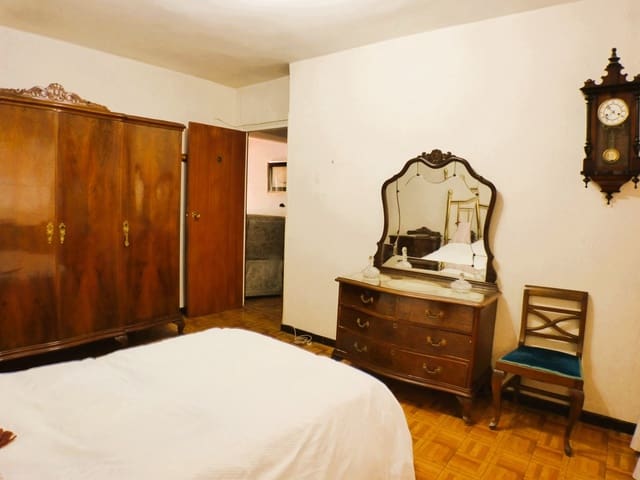 3 quarto Apartamento para venda em Alipark, Alicante cidade - 130 000 € (Ref: 10019845)