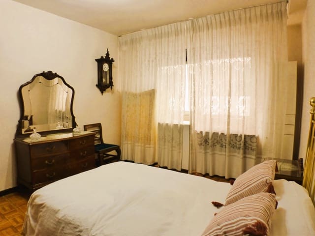 3 quarto Apartamento para venda em Alipark, Alicante cidade - 130 000 € (Ref: 10019845)